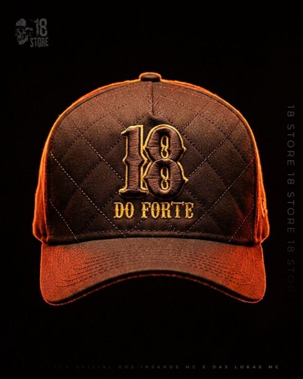 Boné 18 Do Forte Dourado Matelassê